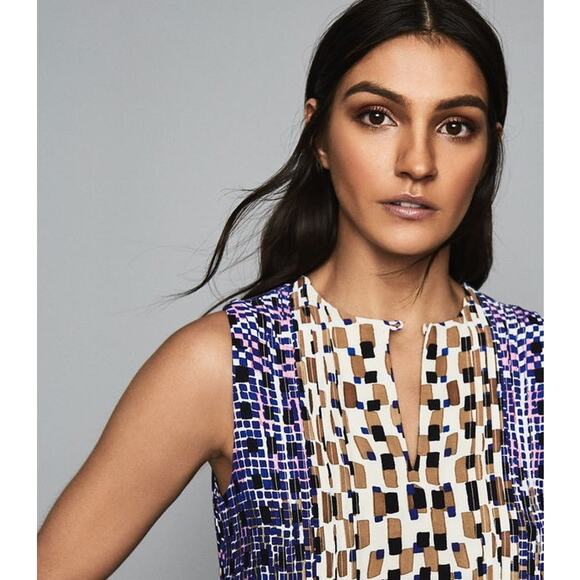 Reiss Saskia Sleeveless Shift Dress Size 2 Blue Abstract Tile - Picture 2 of 16